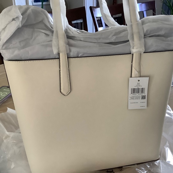 Kate Spade Saffiano Brand New - Picture 2 of 6